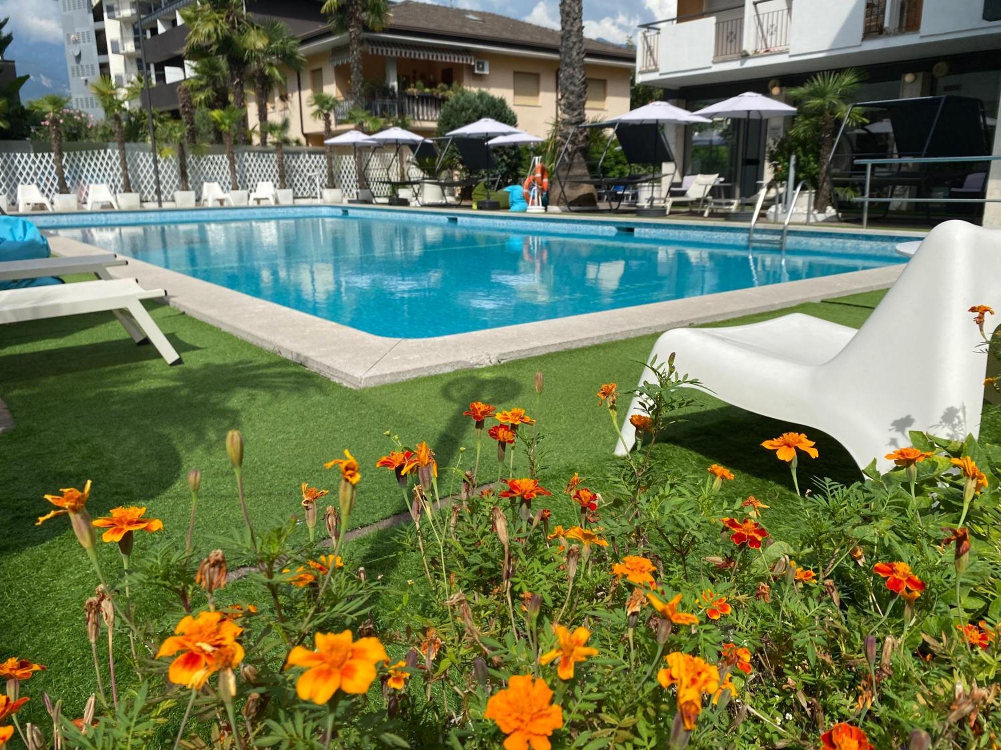 Hotel La Perla Рива дел Гарда Екстериор снимка