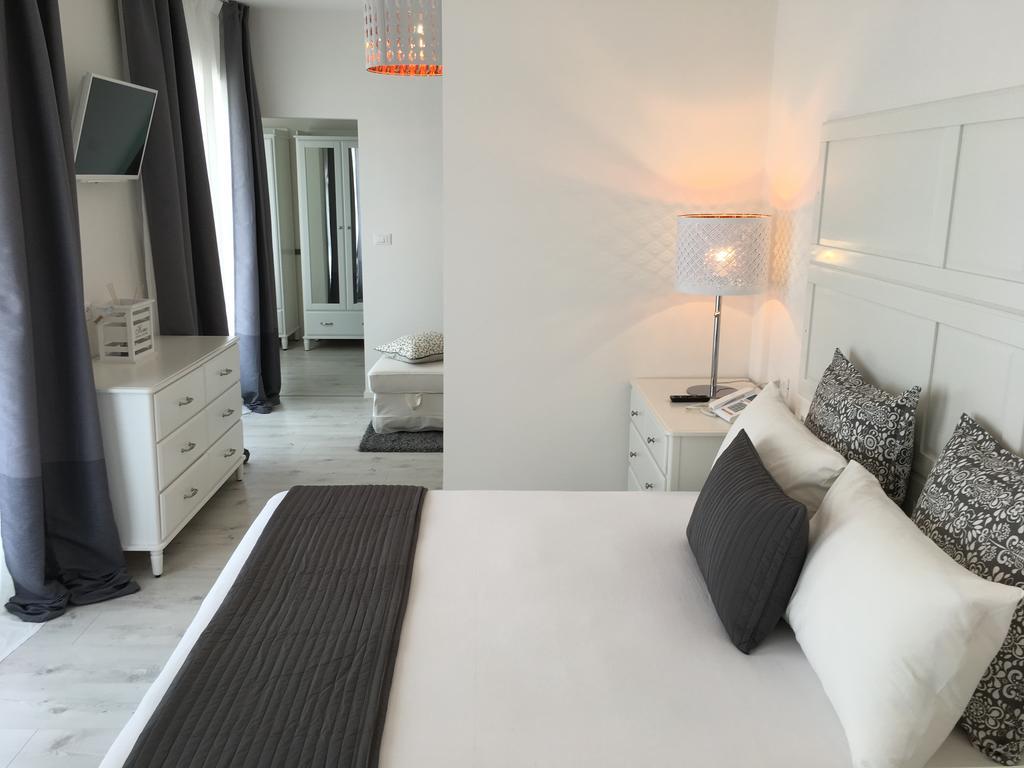 Hotel La Perla Рива дел Гарда Екстериор снимка