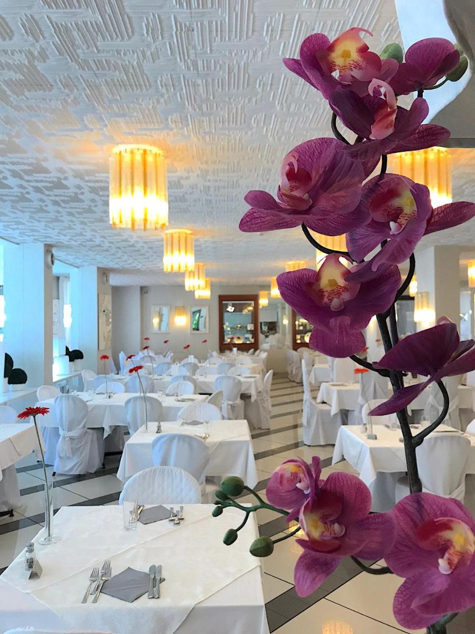 Hotel La Perla Рива дел Гарда Екстериор снимка